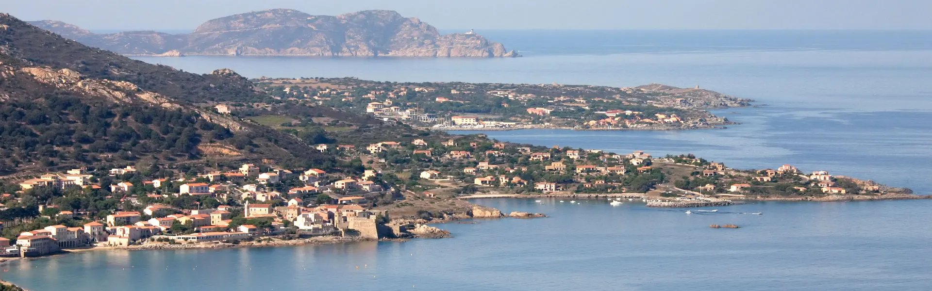 plage d'Aregno | Tourisme Air Corsica