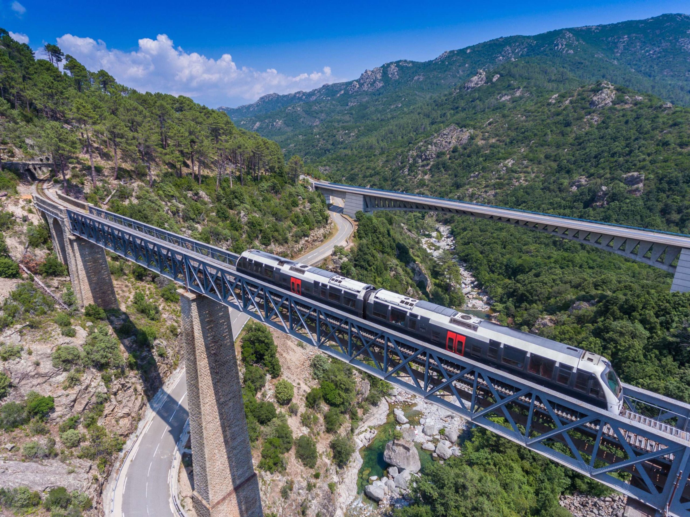 Train Corse